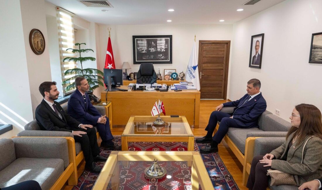 İzmir Büyükşehir Belediye Başkanı Dr. Cemil Tugay, Kuzey Kıbrıs Türk