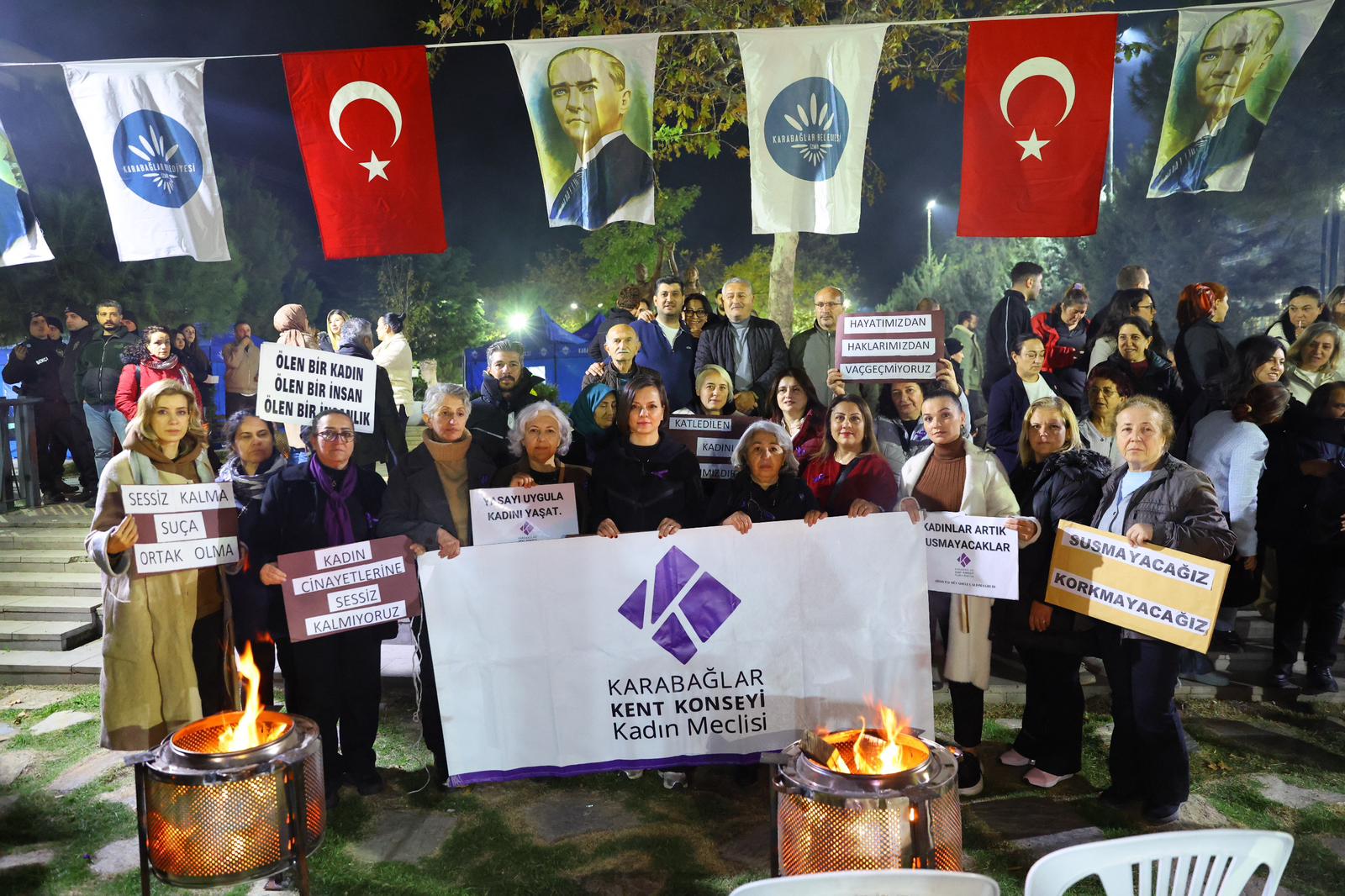 Karabağlar ’da 25 Kasım Kadına Yönelik Şiddete Karşı Uluslararası Mücadele