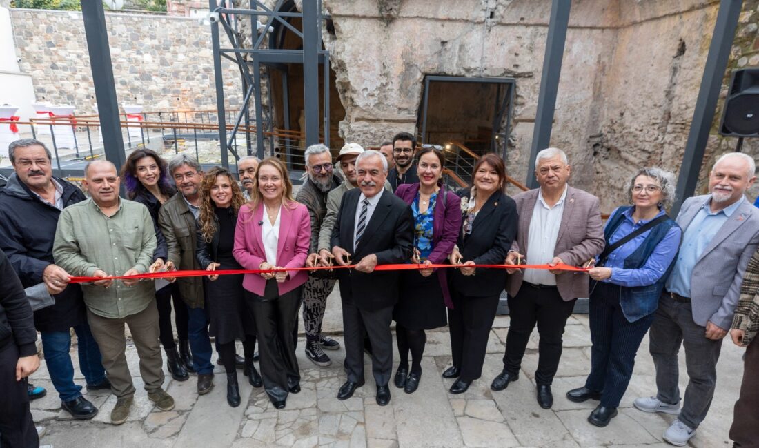 Konak Belediyesi’nin restore ettiği tarihi Kıllıoğlu Hamamı, ‘Boşluk – Aralık