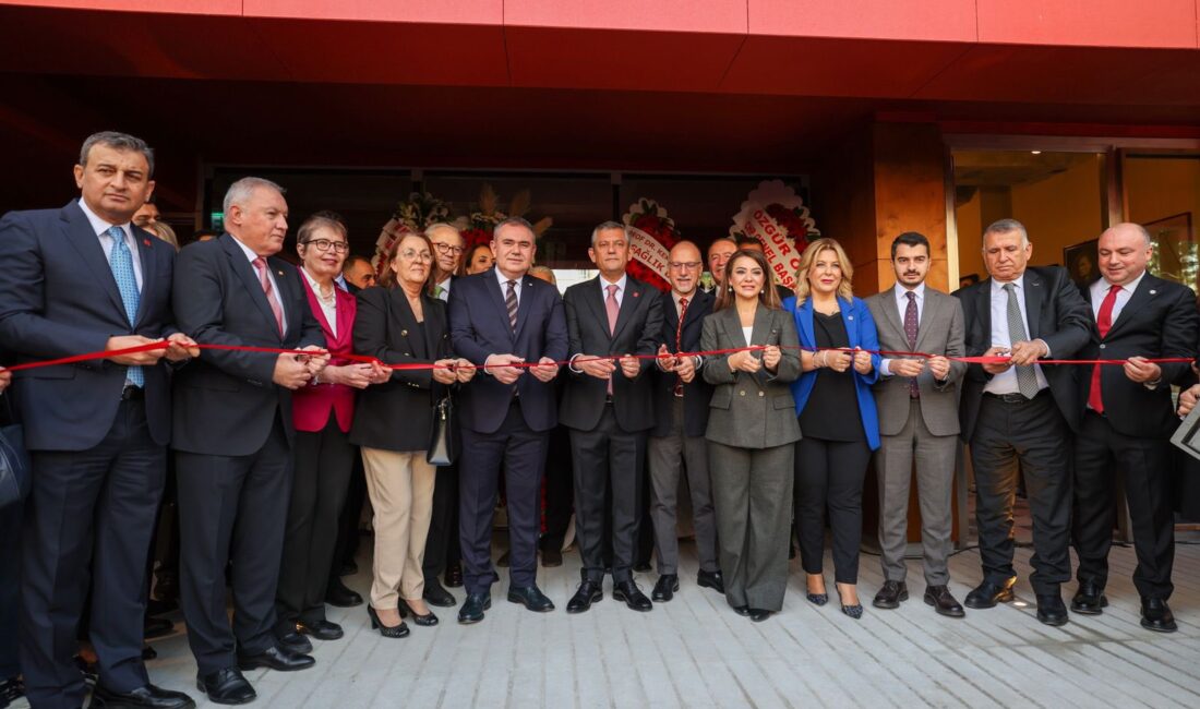 Cumhuriyet Halk Partisi Genel Başkanı Özgür Özel, Ankara Çankaya’da Türk