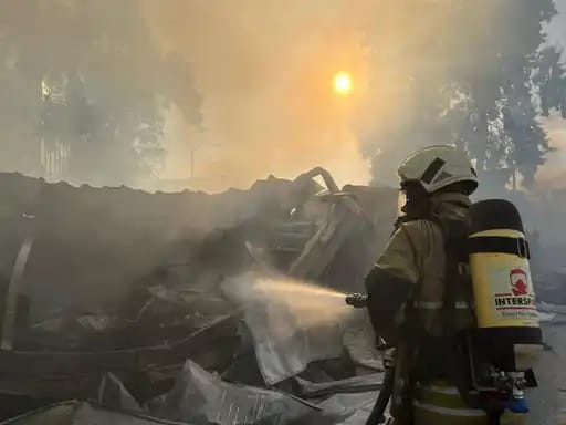 Bayraklı’daki yangın, 8 dakikada kontrol altına alındı