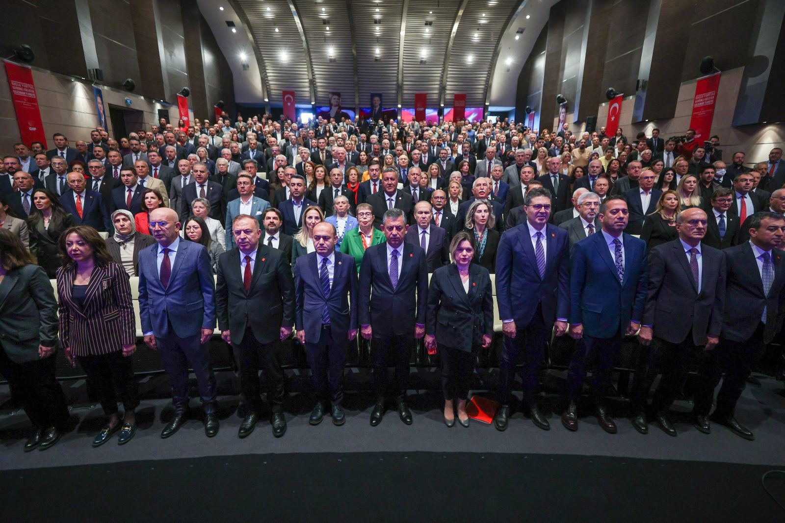 Cumhuriyet Halk Partisi Genel Başkanı Özgür Özel; "Güçlü Yurttaş, Güvenli