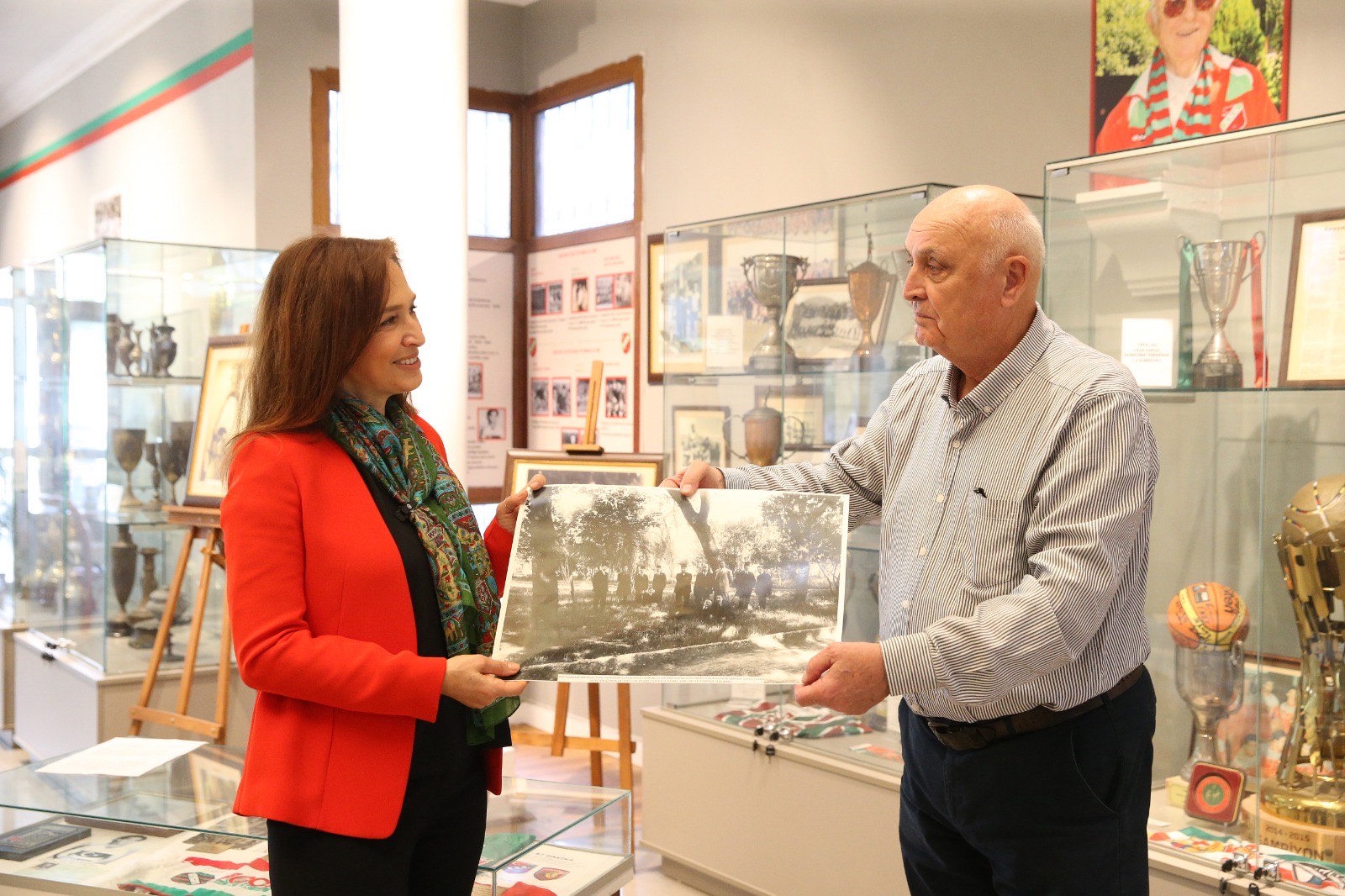 Karşıyaka Belediye Başkanı Yıldız Ünsal, İzmir’in ilk Türk spor kulübü