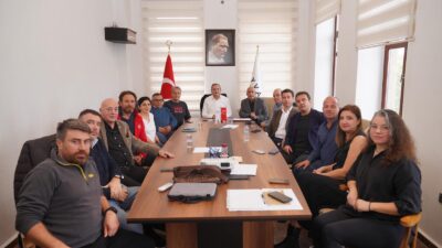 Ayvalık Belediye Başkanı Mesut Ergin, Ayvalık’ta faaliyet gösteren su sporları