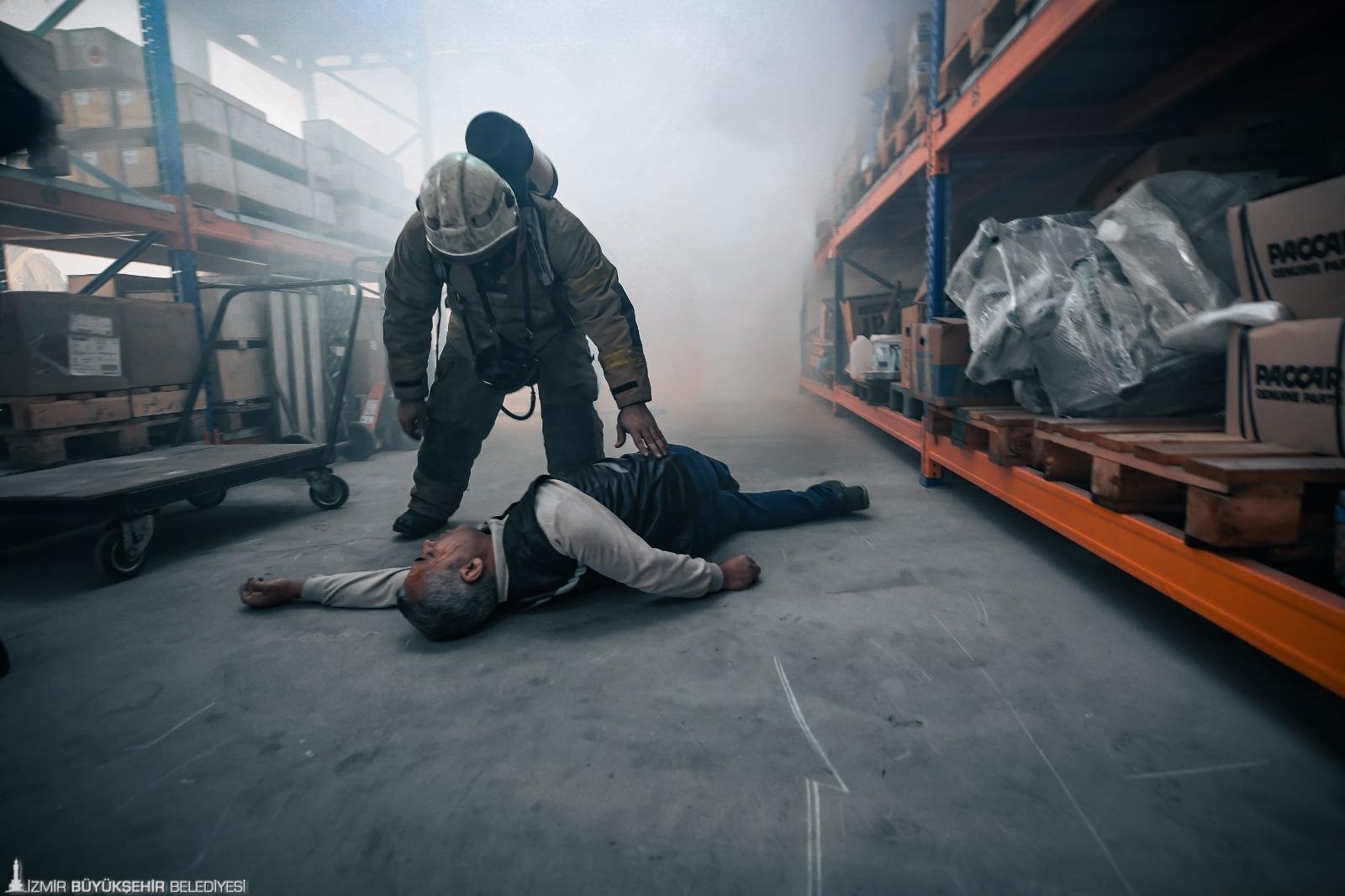 İzmir İtfaiyesi, İzmir Büyükşehir Belediyesi Buz Sporları Salonu ve ESHOT’un