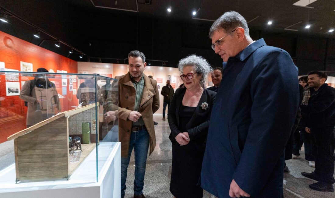 İzmir Büyükşehir Belediye Başkanı Dr. Cemil Tugay, Ahmet Piriştina Kent