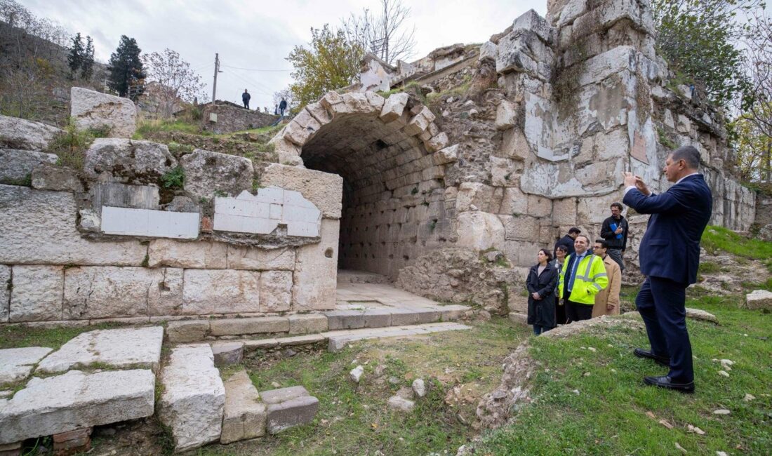 İzmir Büyükşehir Belediyesi, kent tarihi açısından büyük önem taşıyan Smyrna