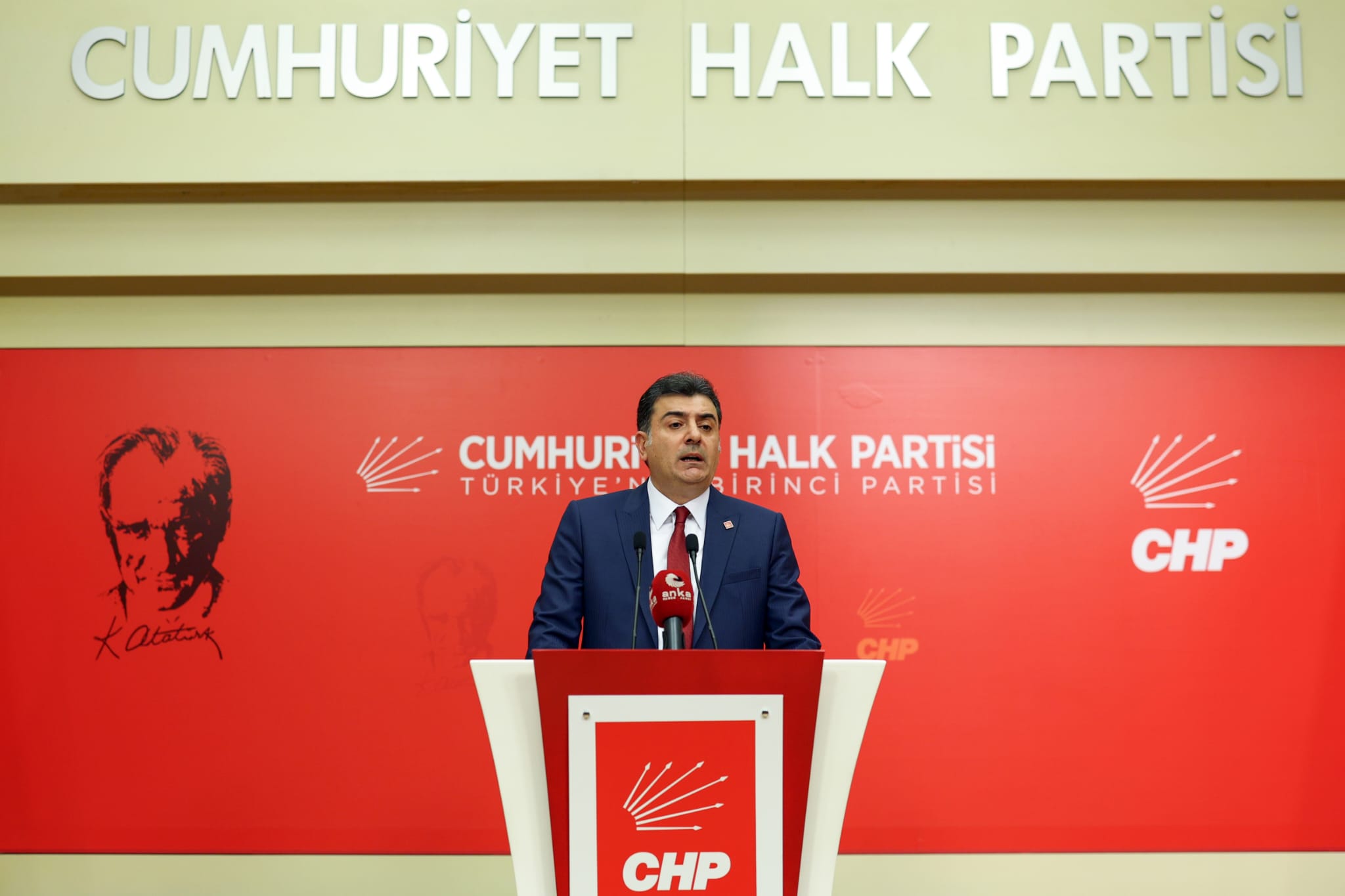 Zeynel Emre: "CHP Olarak Diyoruz Ki Ne Olursa Olsun Asgari