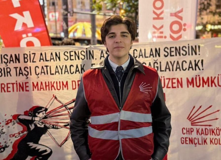 HABER/Sait TEMUR Asgari ücreti protesto gösterilerine katılan CHP Gençlik Kolları