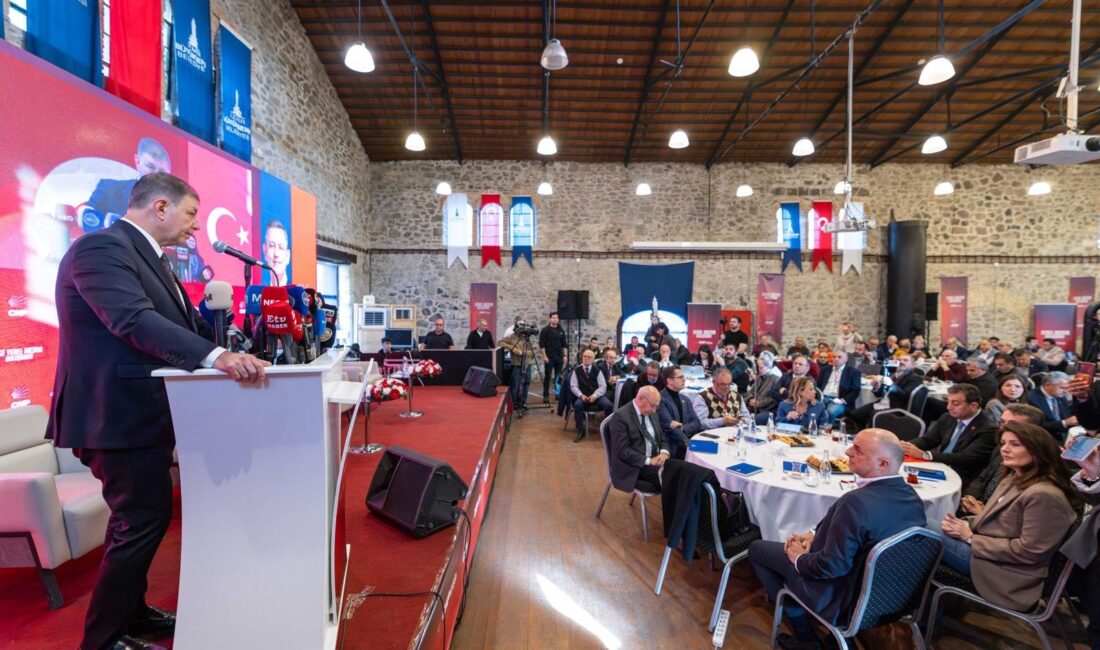 İzmir Büyükşehir Belediye Başkanı Dr. Cemil Tugay, 10 Ocak Çalışan