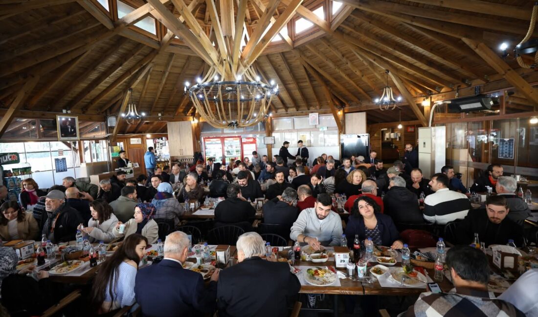 HABER/Sait TEMUR BAŞKAN BALABAN’DAN DAYANIŞMA Yunusemre Belediye Başkanı Semih Balaban,