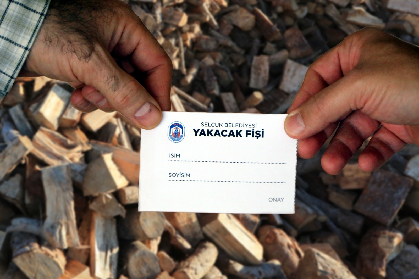 Efes Selçuk Belediyesi, kış mevsiminin başlamasıyla birlikte sosyal desteğe ihtiyaç