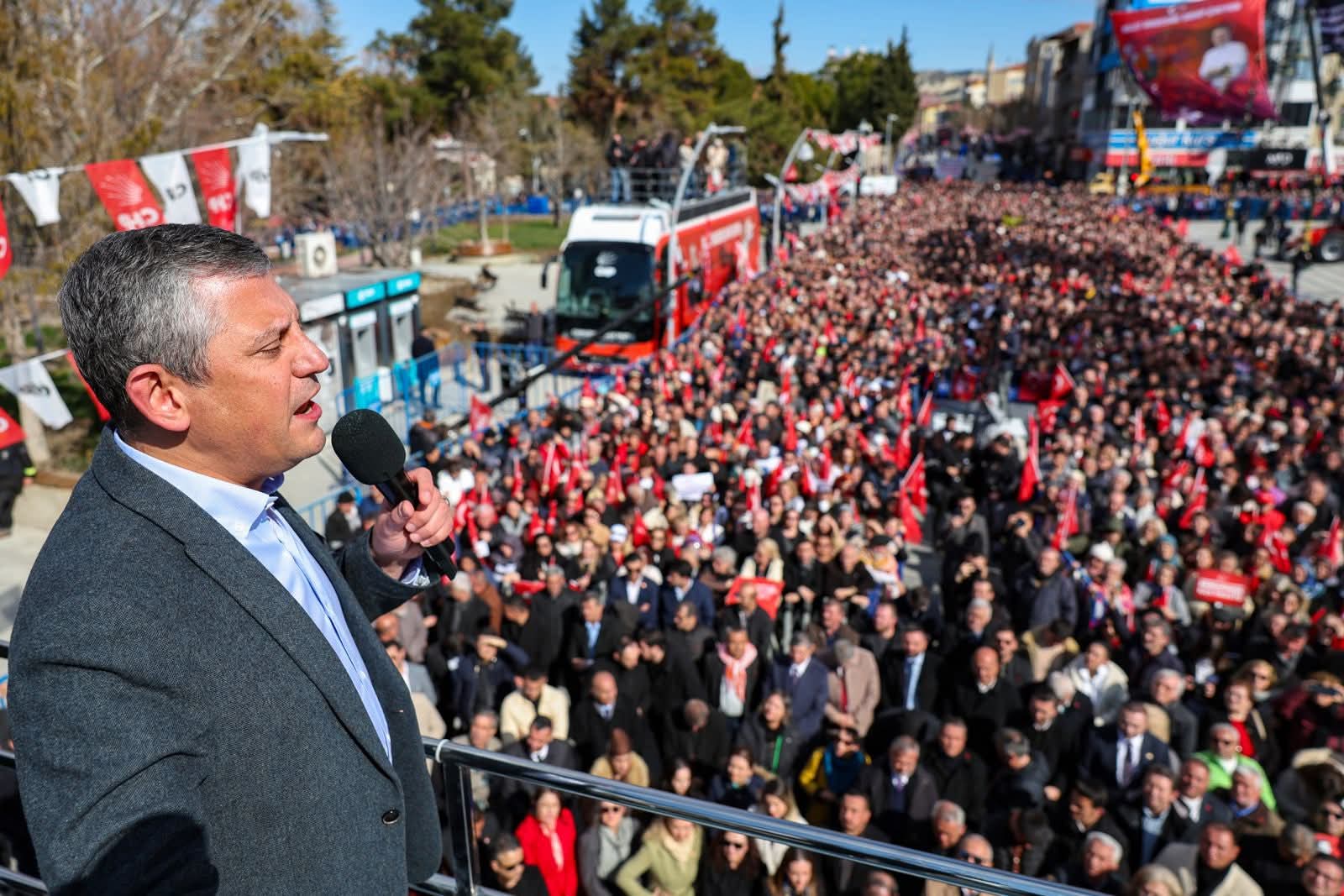 HABER/Sait TEMUR  Cumhuriyet Halk Partisi Genel Başkanı Başkanı Özgür Özel,