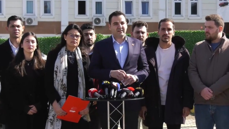 Sosyalist Enternasyonal Gençlik Örgütü'nden Silivri’ye Dayanışma Ziyareti… Cem Aydın: Direnişimize,