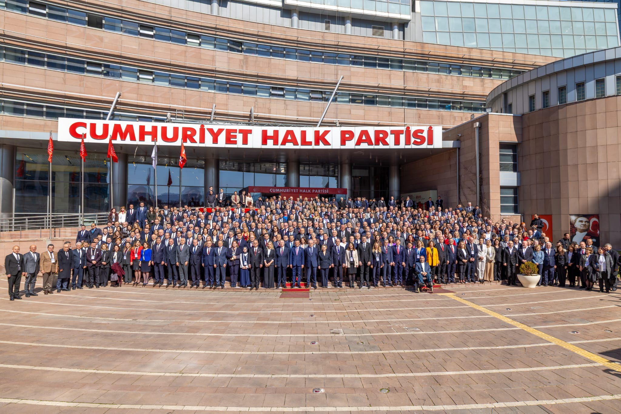 HABER/Sait TEMUR  Cumhuriyet Halk Partisi Lideri Özgür Özel, partisinin genel