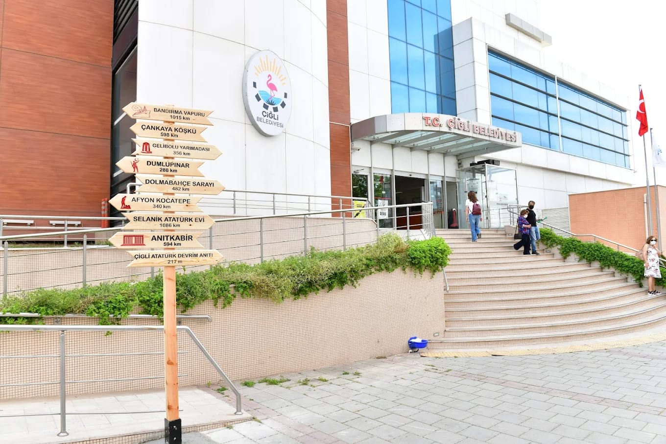 HABER/Sait TEMURÇiğli Belediye Başkanlığı kurumsal hesabından yazılı bir açıklama yaptı.