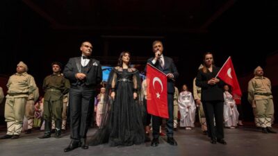 HABER/Sait TEMURİzmir Büyükşehir Belediyesi tarafından 18 Mart Çanakkale Zaferi ve