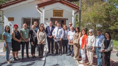 İkiçeşmelik Mahallesi, yerel yönetim ile mahalle dinamiklerini bir araya getiren