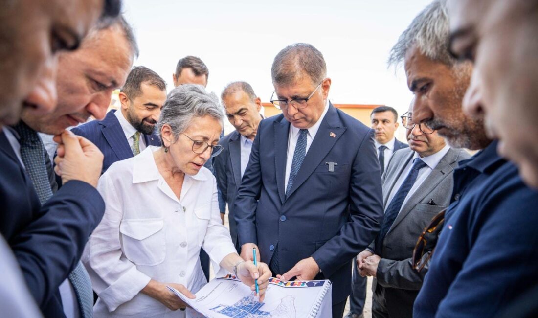 "Başkan Tugay'ın seçim vaatleri hayata geçiyor"