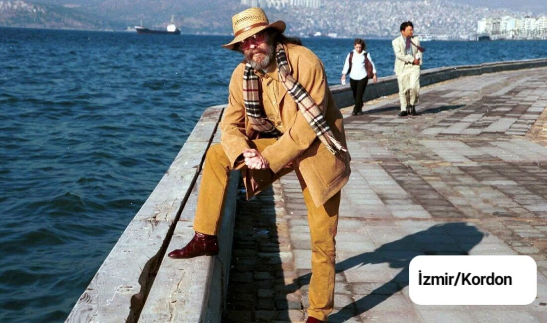 CEM KARACA81 YAŞINDA… 70’lı yılların sonu…Cem Karaca, İzmir Fuarı ‘nda