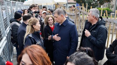 Başkan Tugay, el konulan Meslek Fabrikasında yaptığı inceleme ve tespit