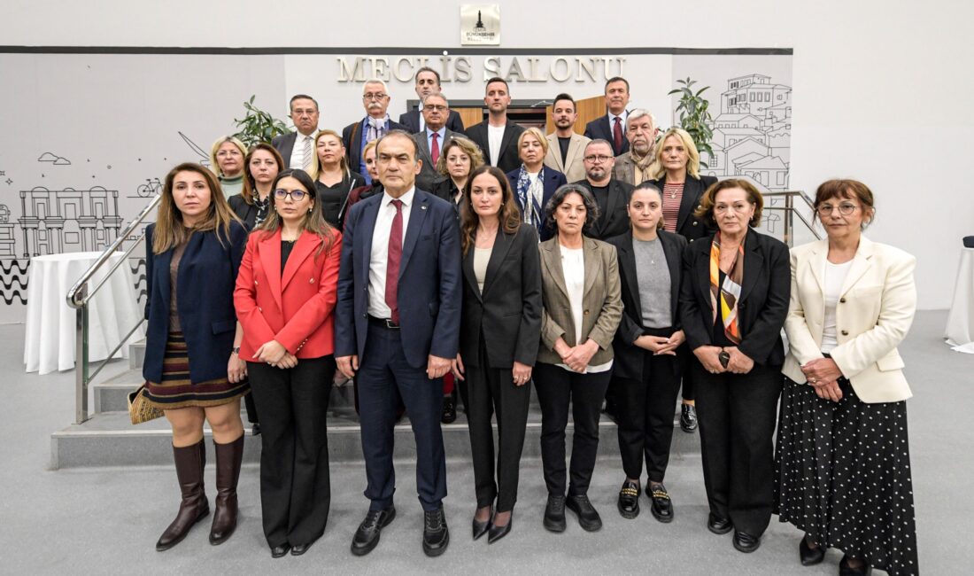 HABER/Sait TEMURİzmir Büyükşehir Belediyesi nisan ayı meclis toplantısı 3. birleşimiyle
