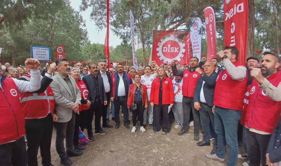 "DİSK EGE BÖLGE'DEN MİTİNG GİBİ BASIN AÇIKLAMASI"
