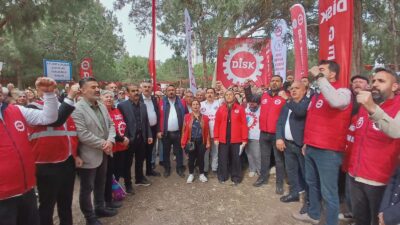 "DİSK EGE BÖLGE'DEN MİTİNG GİBİ BASIN AÇIKLAMASI"

