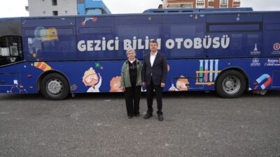  HABER/Sait TEMURİzmir Büyükşehir Belediyesi’nin hibe ettiği “Gezici Bilim Otobüsü” Adıyamanlı