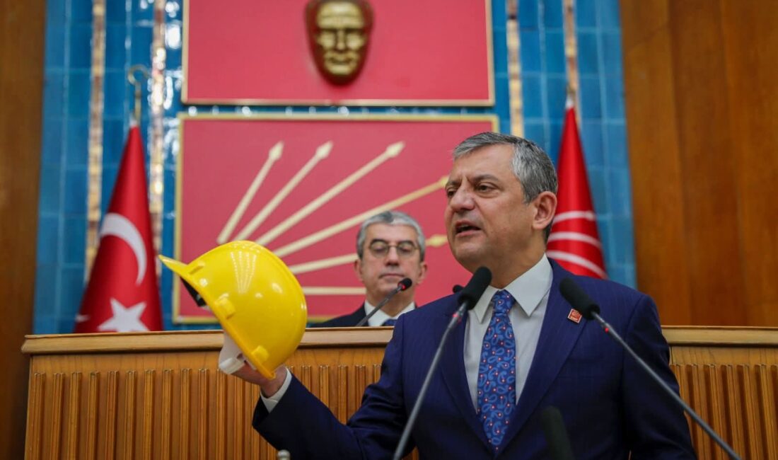 HABER/Sait TEMURCumhuriyet Halk Partisi Genel Başkanı Özgür Özel, partisinin TBMM grup toplantısında gündemi