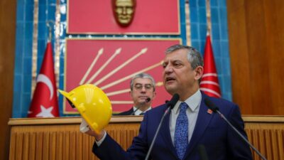 HABER/Sait TEMURCumhuriyet Halk Partisi Genel Başkanı Özgür Özel, partisinin TBMM grup toplantısında gündemi