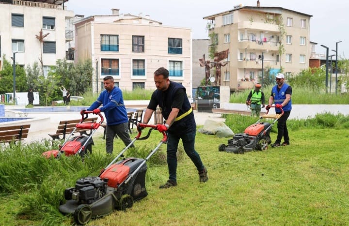 HABER/Sait TEMURBuca Belediyesi, baharın gelişiyle birlikte 47 mahallede eş zamanlı