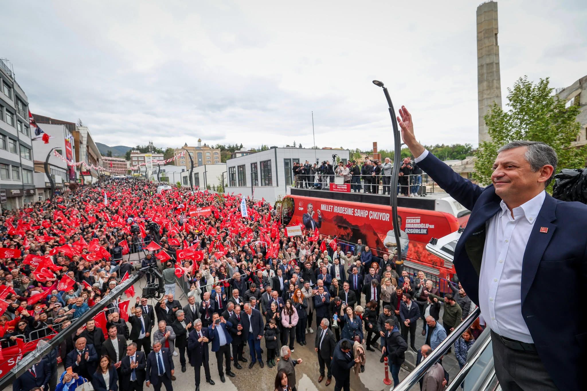 HABER/Sait TEMURCumhuriyet Halk Partisi Genel Başkanı Özgür Özel “Millet İradesine