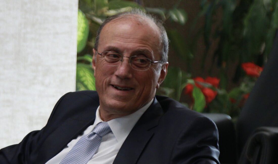 "102 yıllık çınarın her dalı değerlidir"
