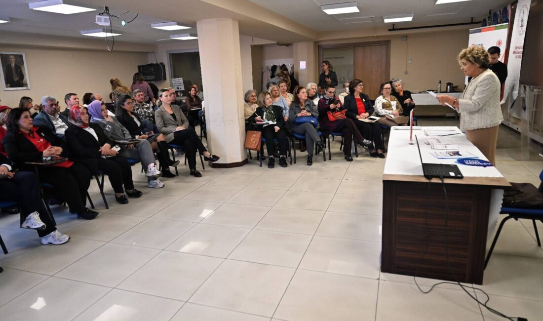 "Yılın Kahraman Annesi" ödülü Ayla Kara’ya verildi