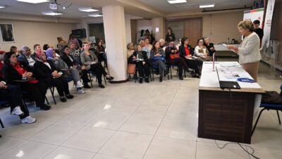 "Yılın Kahraman Annesi" ödülü Ayla Kara’ya verildi