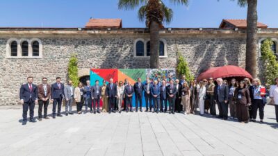 HABER/Sait TEMURİzmir Büyükşehir Belediyesi’nin düzenlediği İzmir Kültür Politikaları Çalıştayı,  ulusal