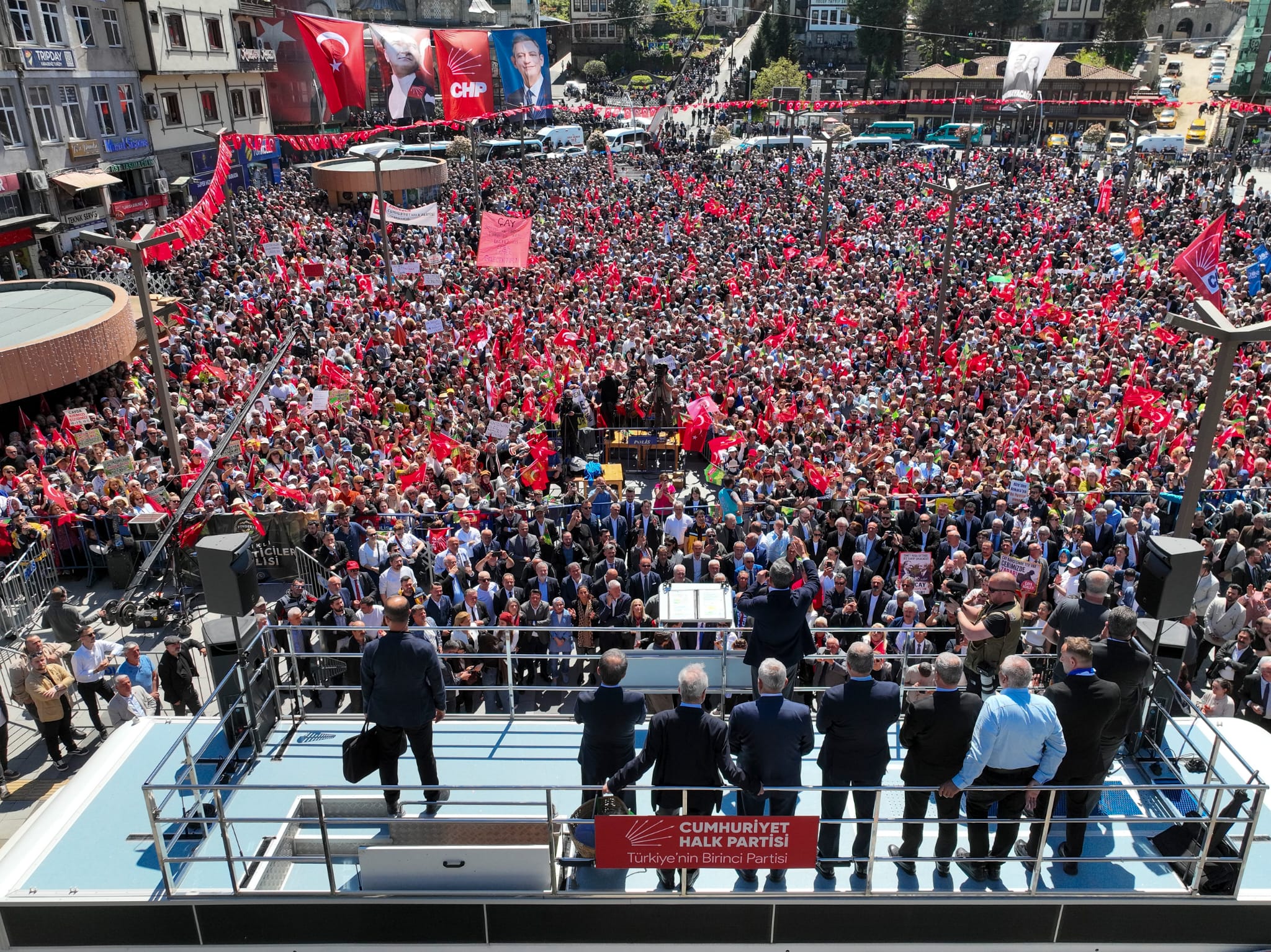 HABER/Sait TEMURCumhuriyet Halk Partisi Genel Başkanı Özgür Özel 108’nci mitingini