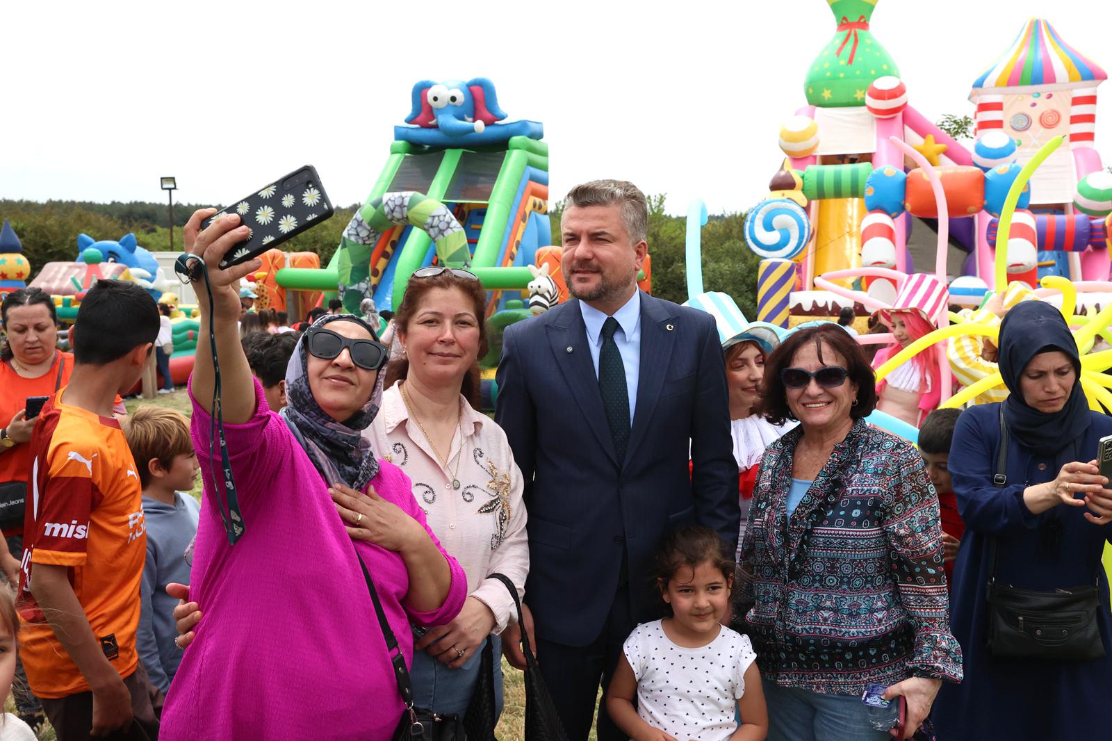 HABER/Sait TEMURBuca Belediye Başkanı Görkem Duman Buca’lı annelerle bir araya