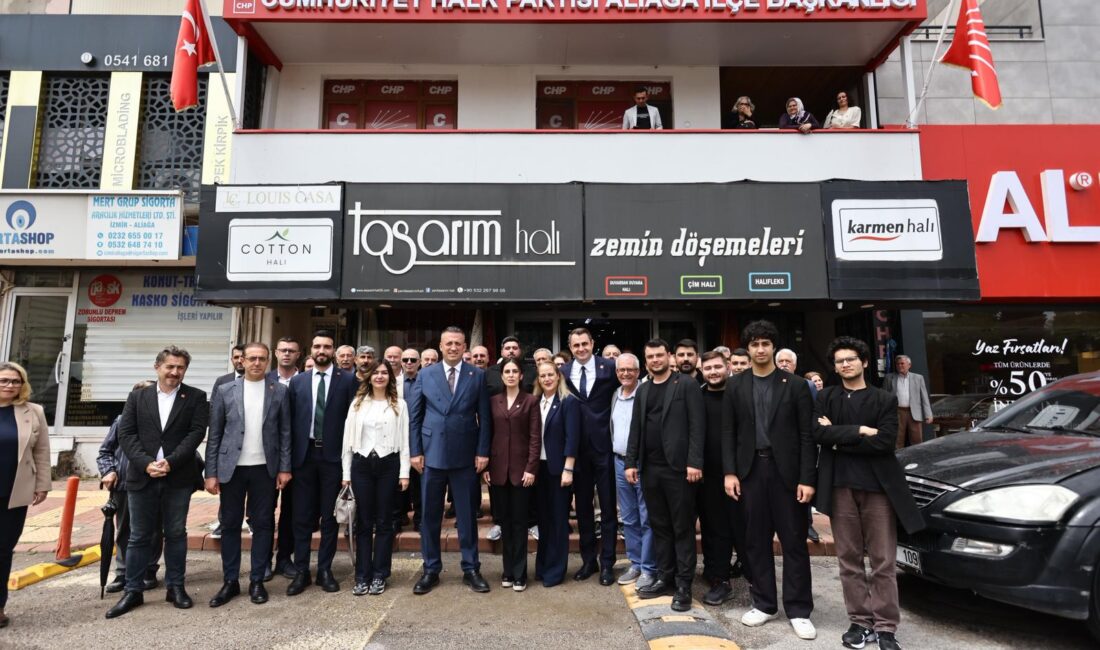 HABER/Sait TEMURCumhuriyet Halk Partisi İzmir İl Başkanı Çağatay Güç ve