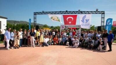 HABER/Sait TEMURGüzelbahçe Belediyesi tarafından Anneler Günü kapsamında Yelki Düğün Salonu’nda