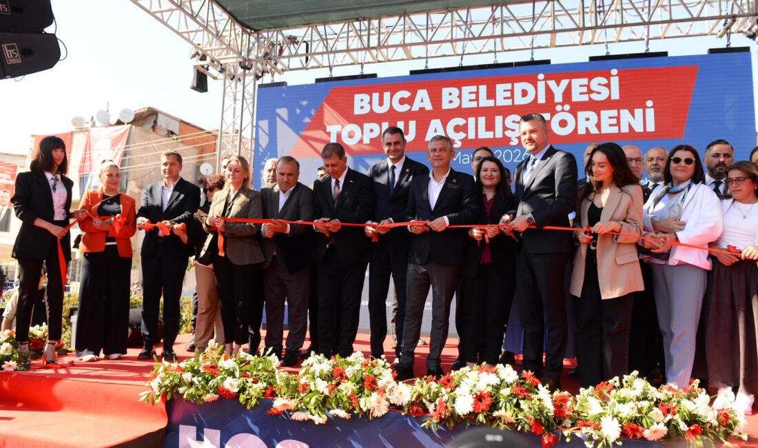 "16 hizmet projesi aynı anda hizmete girdi"