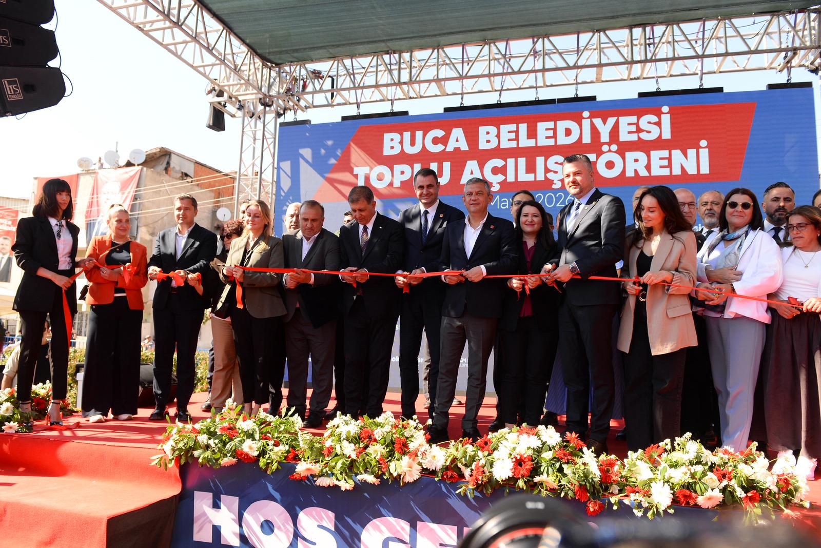 "16 hizmet projesi aynı anda hizmete girdi"