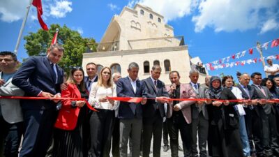 HABER/Sait TEMURCumhuriyet Halk Partisi Genel Başkanı Özgür Özel, İzmir’de yoğun