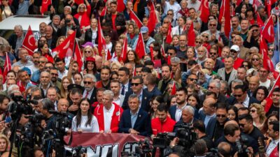 HABER/Sait TEMURCumhuriyet Halk Partisi Genel Başkanı Özgür Özel, gençlik kollarının