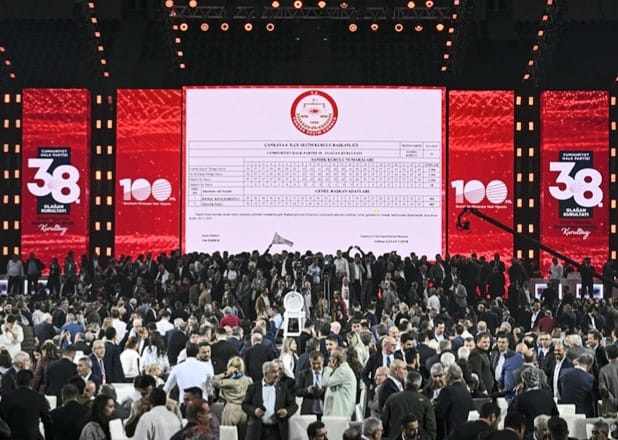 HABER/Sait TEMURCumhuriyet Halk Partisi’ne yönelik “Kuşatma” devam ediyor. Cumhuriyet Halk