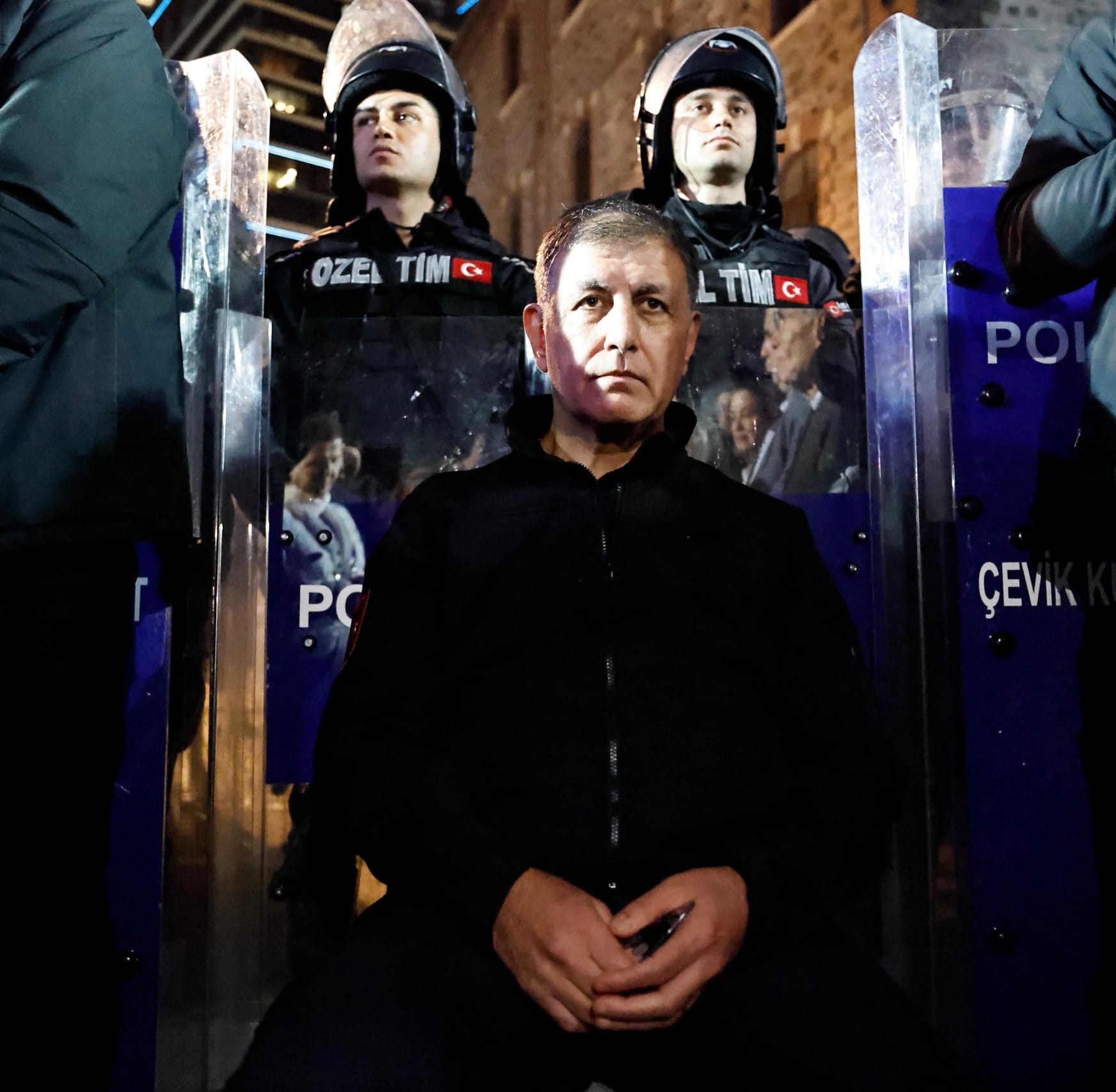 HABER/Sait TEMURİzmir Büyükşehir Belediye Başkanı Dr. Cemil Tugay Cumhuriyet Halk