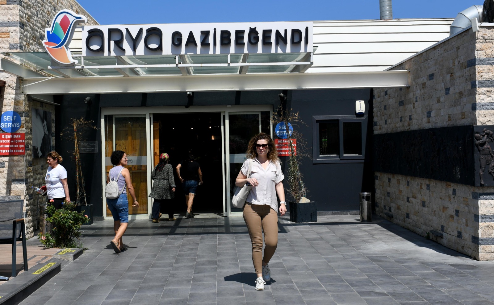 Kuşadası Belediyesi’ne bağlı&nbsp;ARYA&nbsp;A.Ş tarafından işletilen turistik tesisler, sunduğu hijyenik ve
