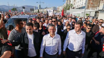 Ege Kritik/Sait TEMUR Cumhuriyet Halk Partisi’nin “Seçilmiş” Genel Başkanı Özgür