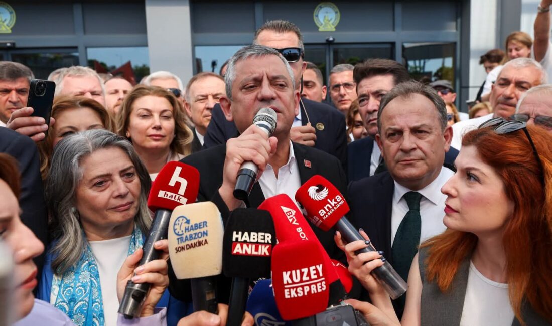 HABER/Sait TEMURCumhuriyet Halk Partisi Lideri Özgür Özel, Gümüşhane ve Tokat